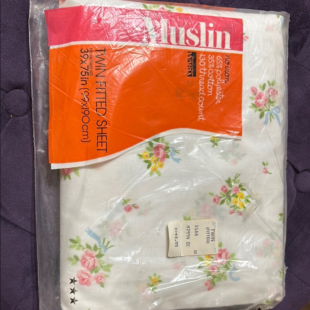 Twin Fitted Sheet - Floral White